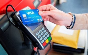 Cheltuieli de 1, 5 mil. euro pe oră la comercianți