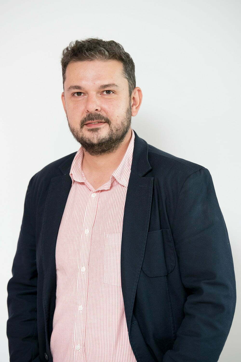 Razvan Voica Scoala informala de IT 1