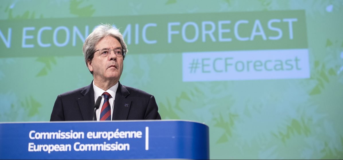 Cum arată estimările UE privind recesiunea în 2020 și cum stă România comparativ cu celelalte țări europene 1 Paolo Gentiloni Comisia Europeana e1588772809320