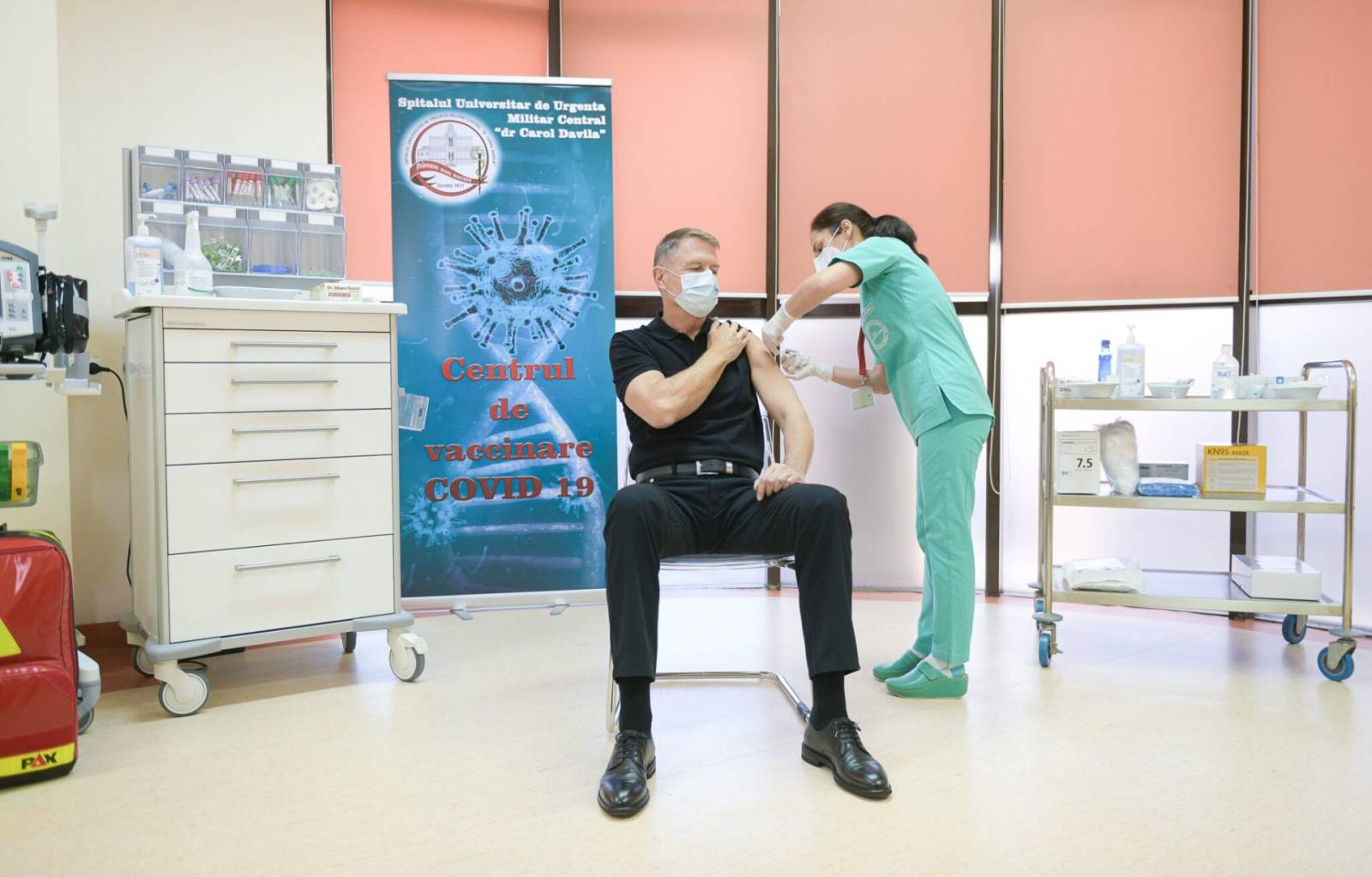 1610701235original administrare vaccin anti covid 19 15 ian 2021 29 scaled